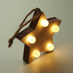 Estrella de madera con luces