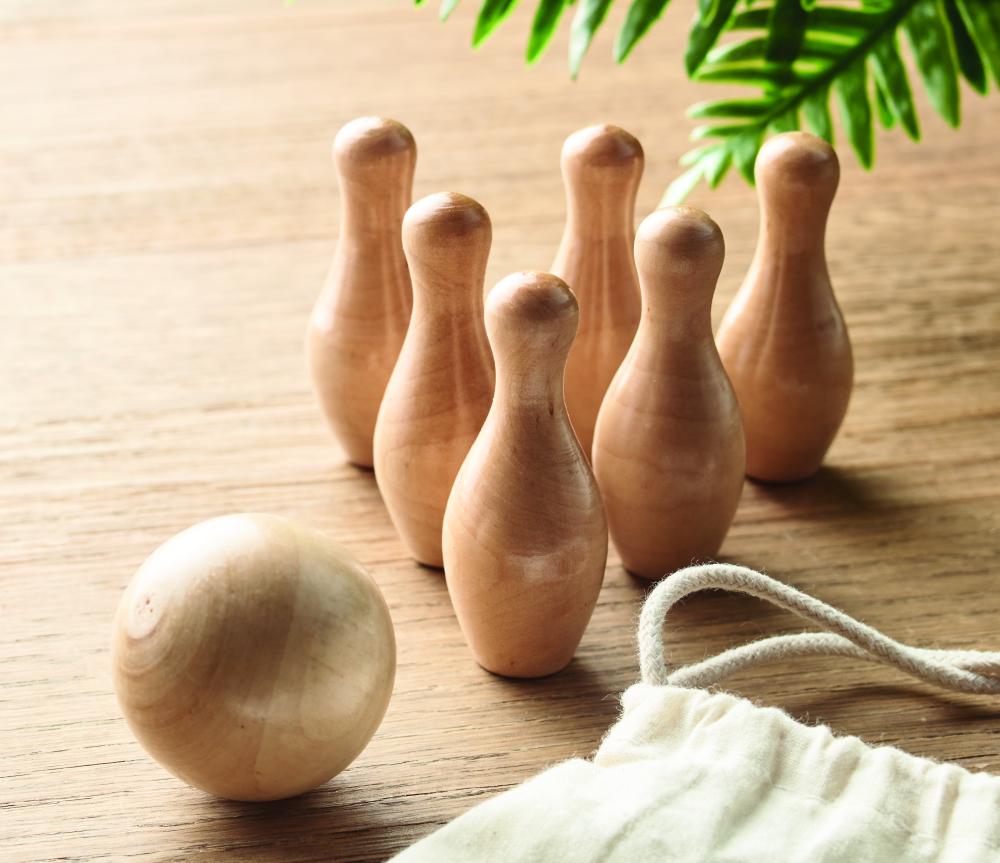 Mini juego de bolos de madera