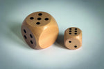 Dados madera Schima 3 cm diam.