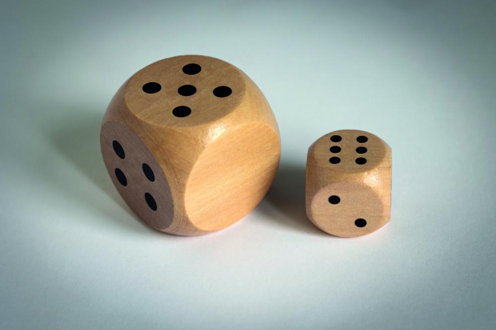 Dados madera Schima 3 cm diam.