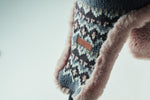 Gorro de punto con orejeras