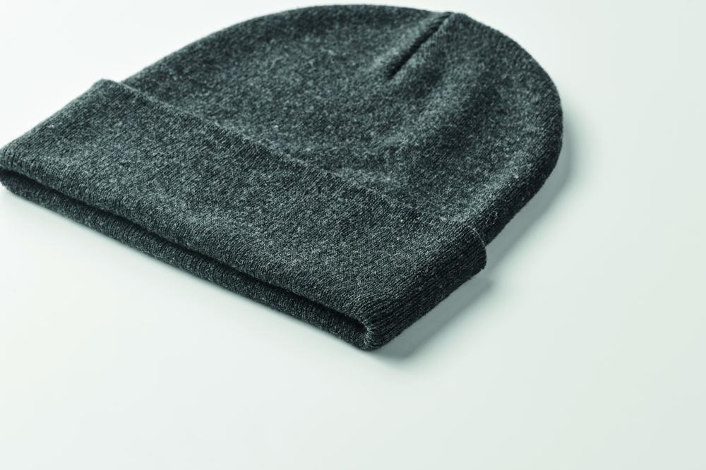Gorro de punto con puño