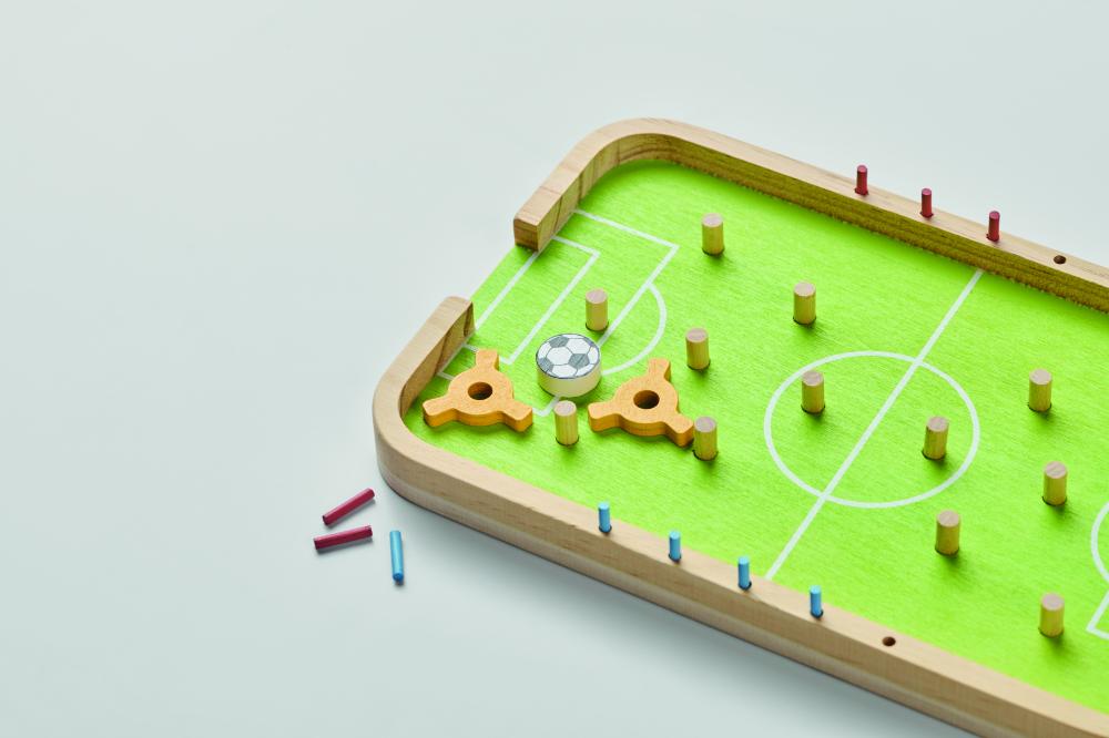Juego de fútbol de madera