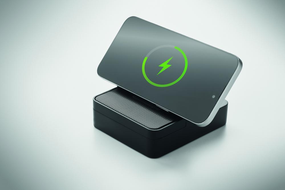 Altavoz y cargador de 15 W