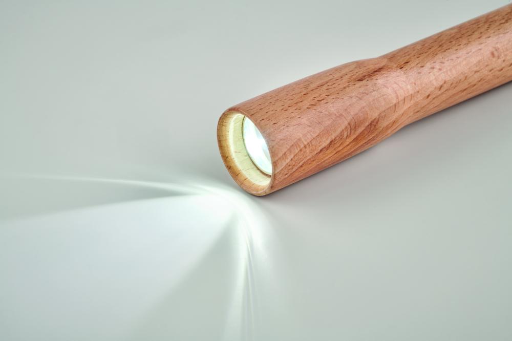 Linterna de madera con luz COB