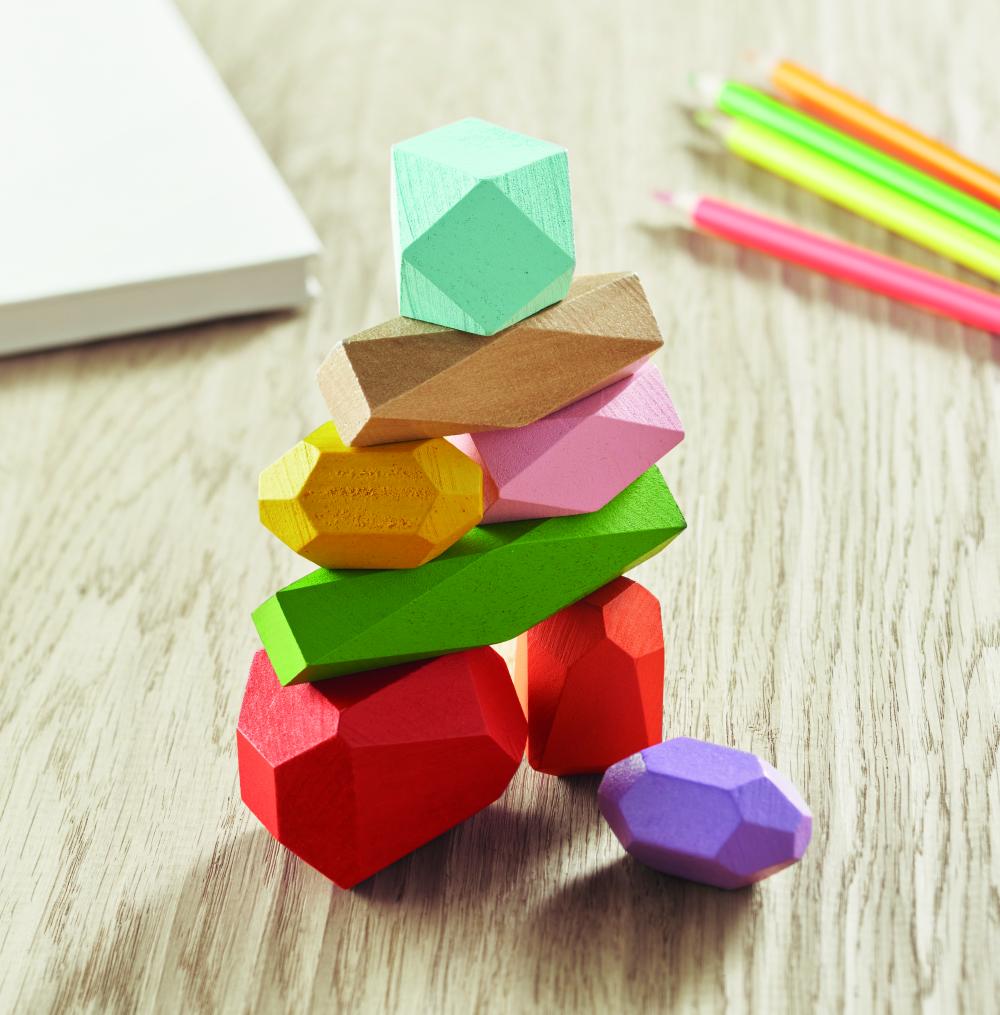 8 piedras madera apilables