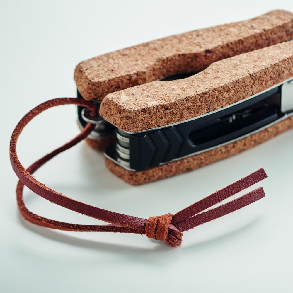 Navaja multiusos de corcho