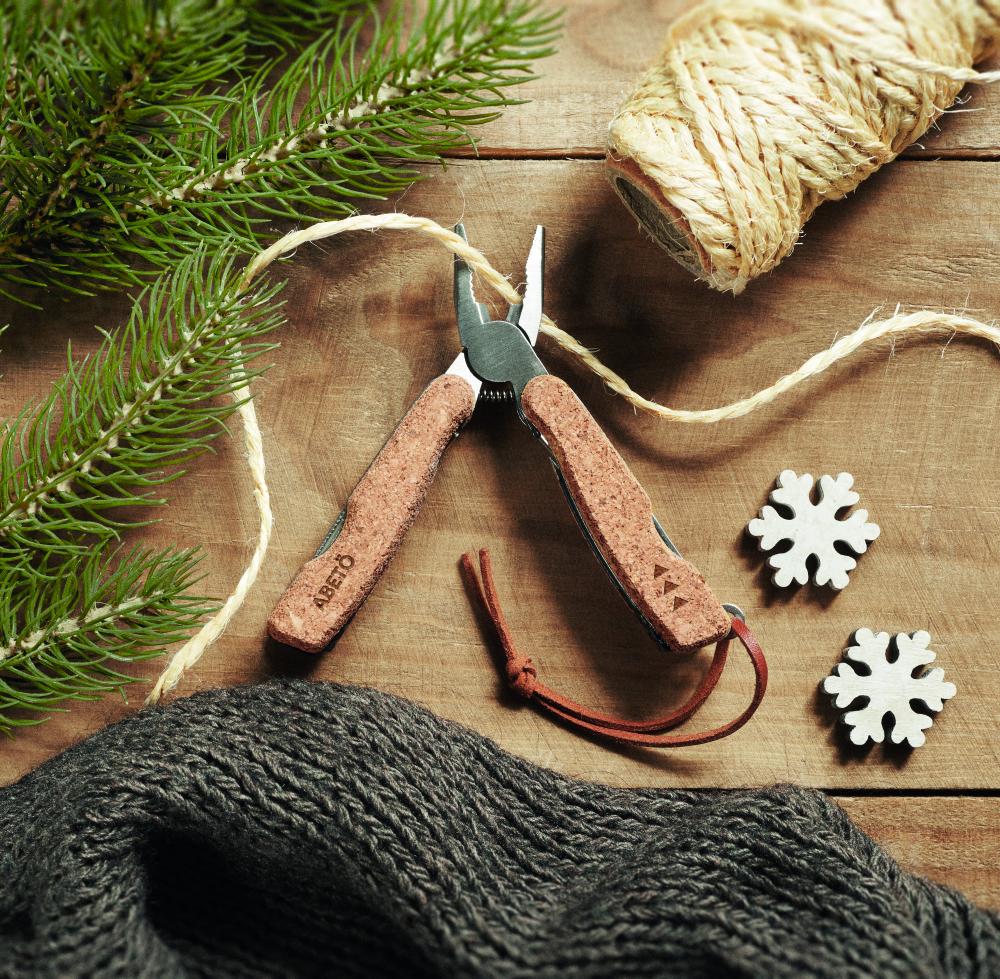 Navaja multiusos de corcho