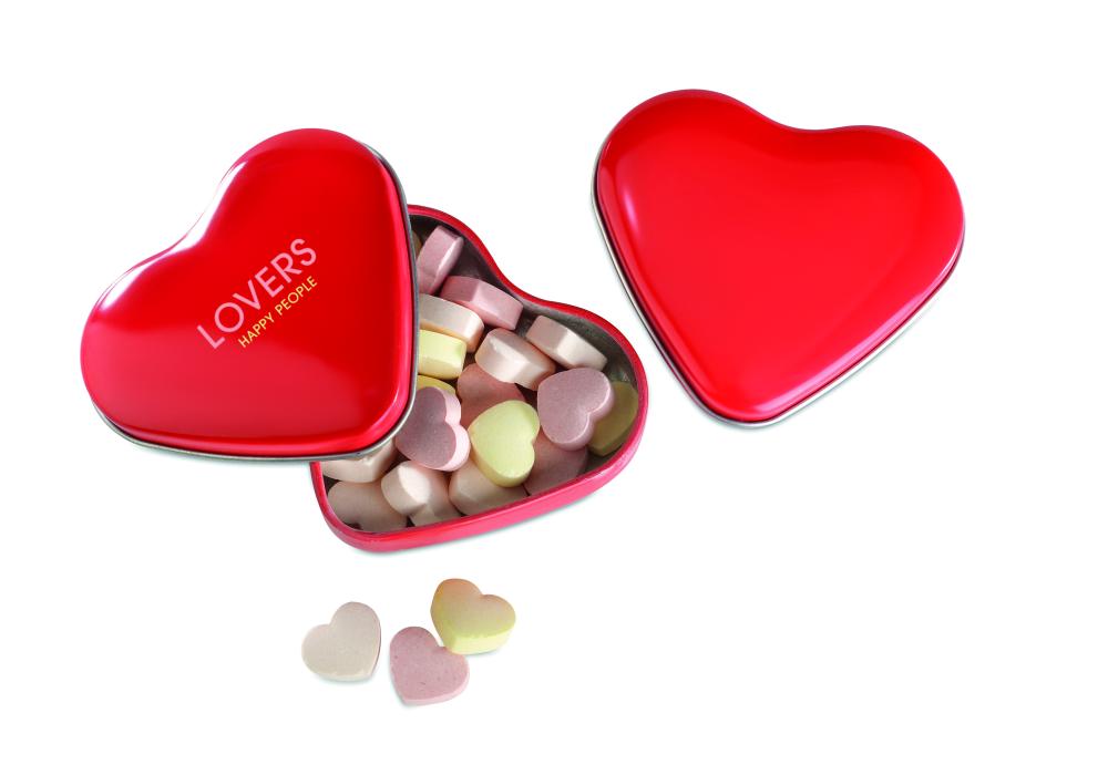 Caja corazón con caramelos