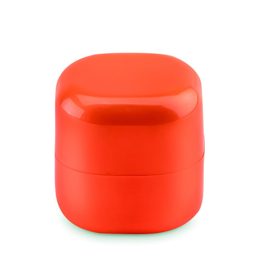 Bálsamo labial en caja cúbica