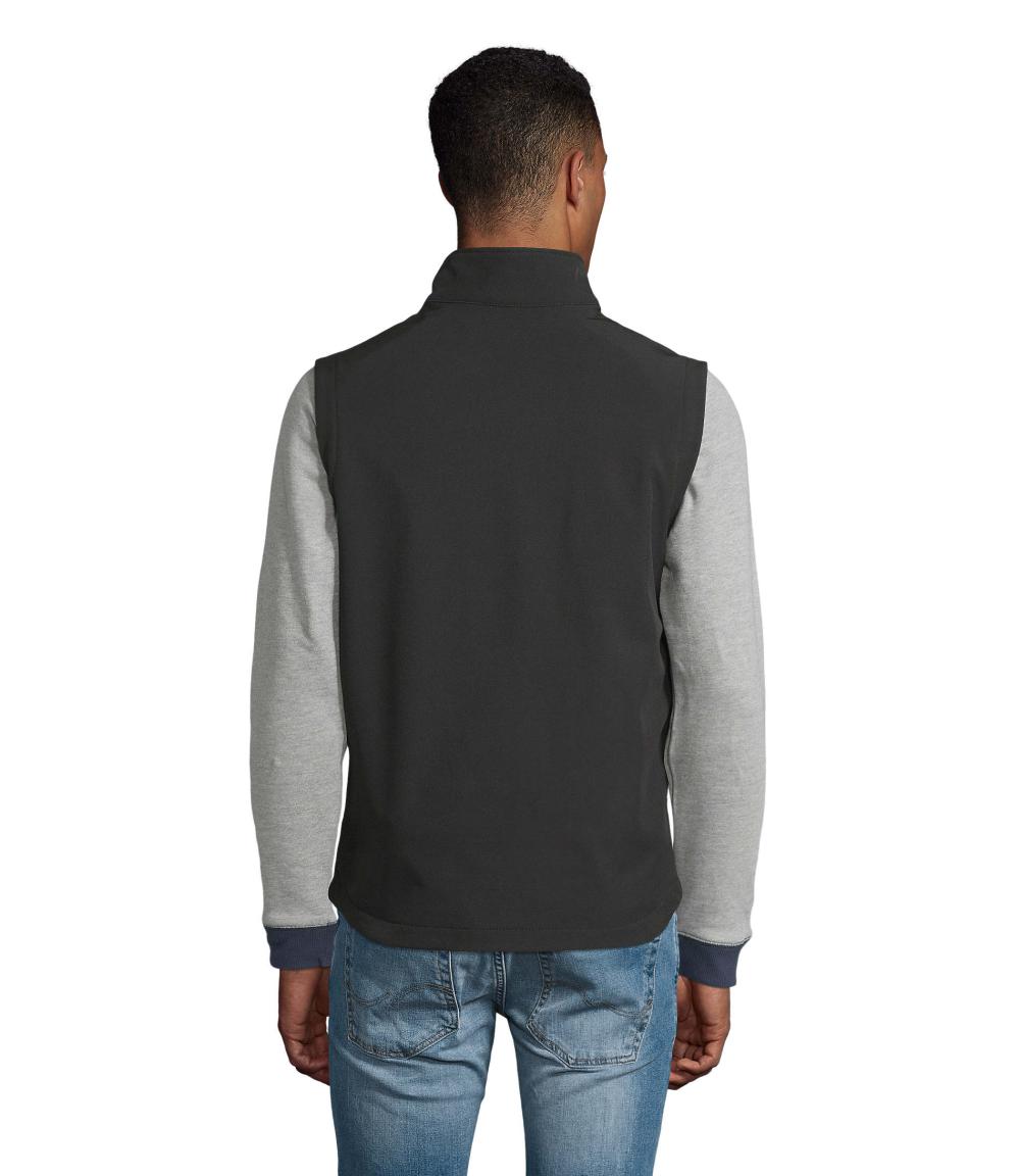 RACE BW SOFTSHELL HOMBRE
