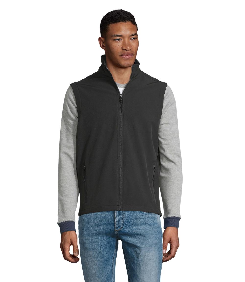 RACE BW SOFTSHELL HOMBRE