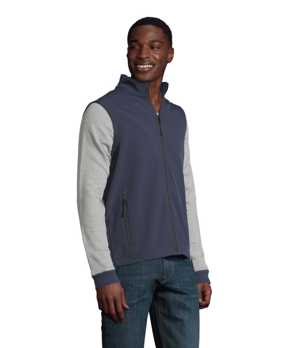 RACE BW SOFTSHELL HOMBRE