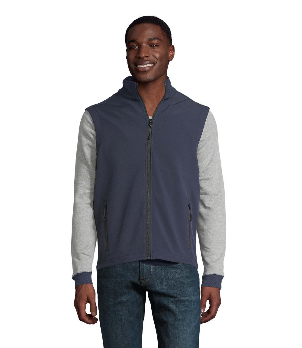 RACE BW SOFTSHELL HOMBRE